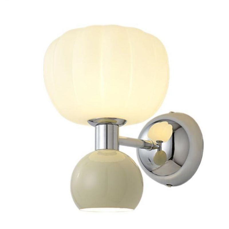 Bauhaus Design Bedside Wall Light KL14