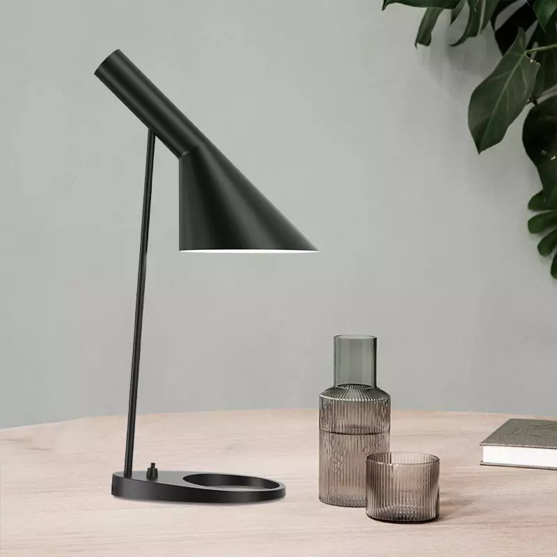 Lampe de table directionnelle...