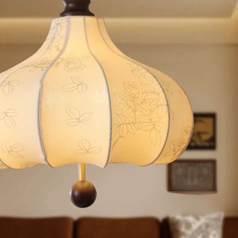 Lámpara colgante de tela francesa... Lámpara colgante de tela francesa...