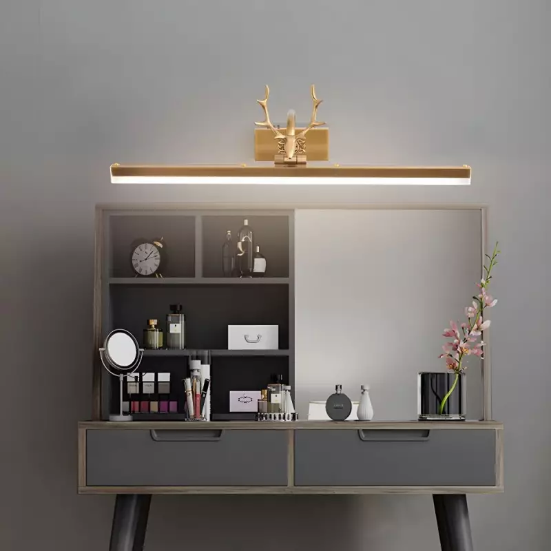 Lámpara de pared de diseño lineal con... Lámpara de pared de diseño lineal con...