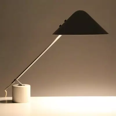 Schommel tafellamp 2