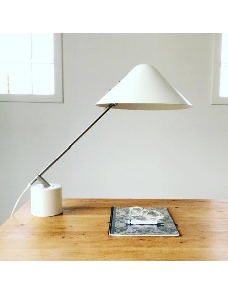Lampe de table pivotante