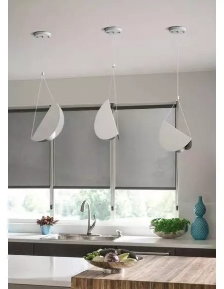 Glider pendant light