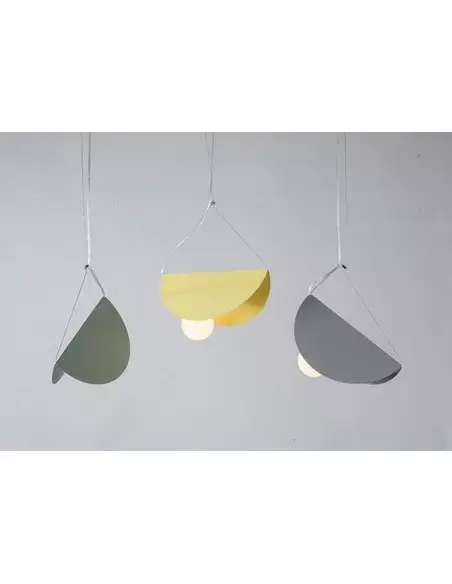 Glider pendant light