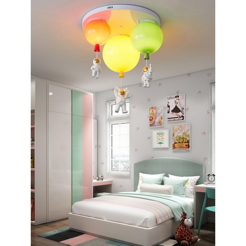 Lampada da soffitto a palloncino... Lampada da soffitto a palloncino...