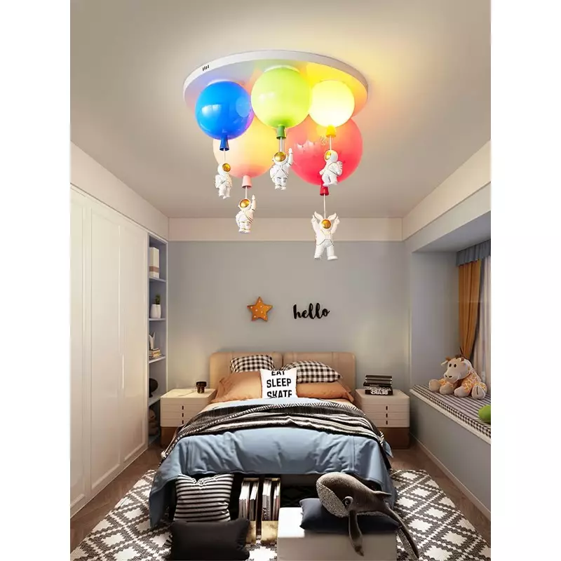 Lampada da soffitto a palloncino... Lampada da soffitto a palloncino...