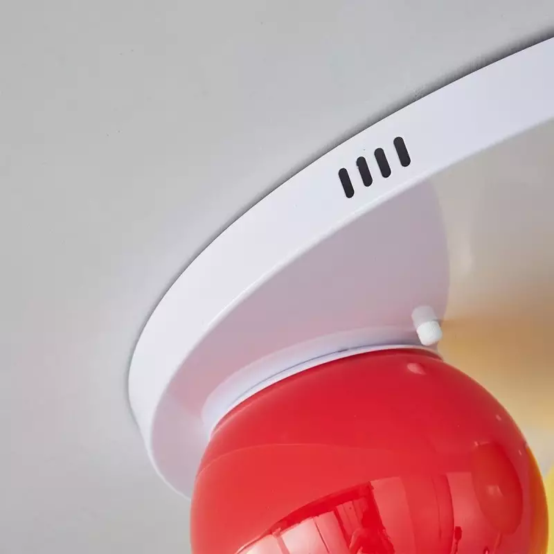 Lampada da soffitto a palloncino... Lampada da soffitto a palloncino...