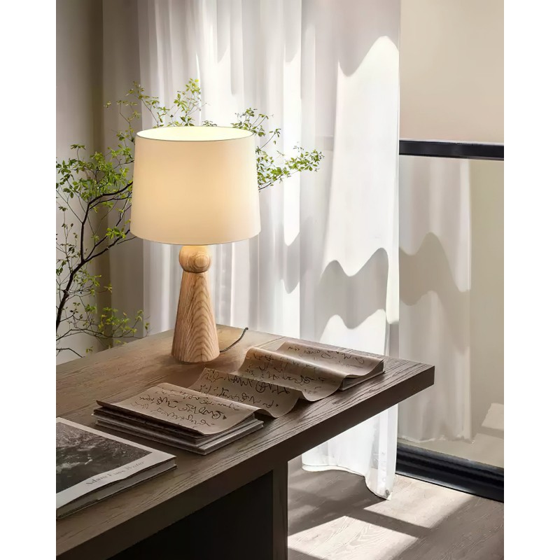 Nordische Retro-Tischlampe aus... Nordische Retro-Tischlampe aus...