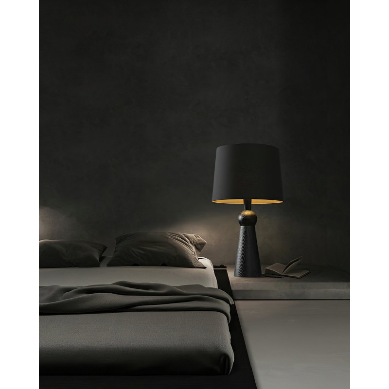 Nordische Retro-Tischlampe aus... Nordische Retro-Tischlampe aus...