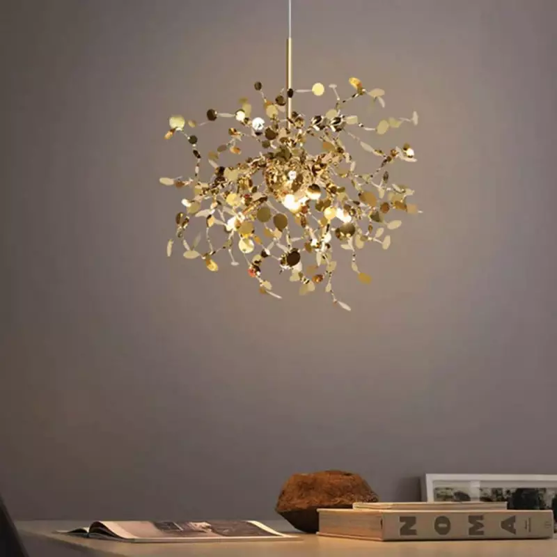 Lampada a sospensione moderna...