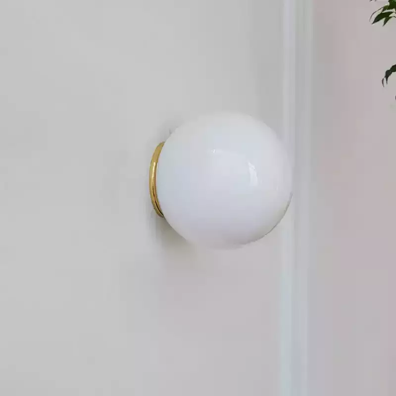 Lampada da parete minimalista Bauhaus...