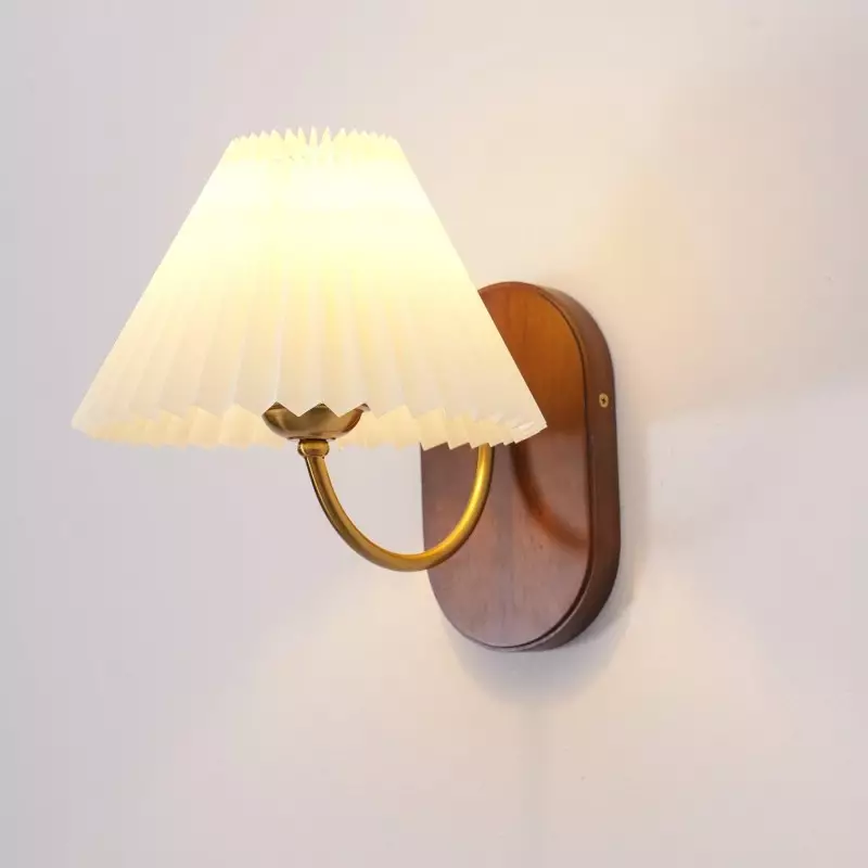 Lampada da parete moderna alla moda...