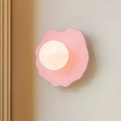 Nordic Flower Shape Wall Lamp 2