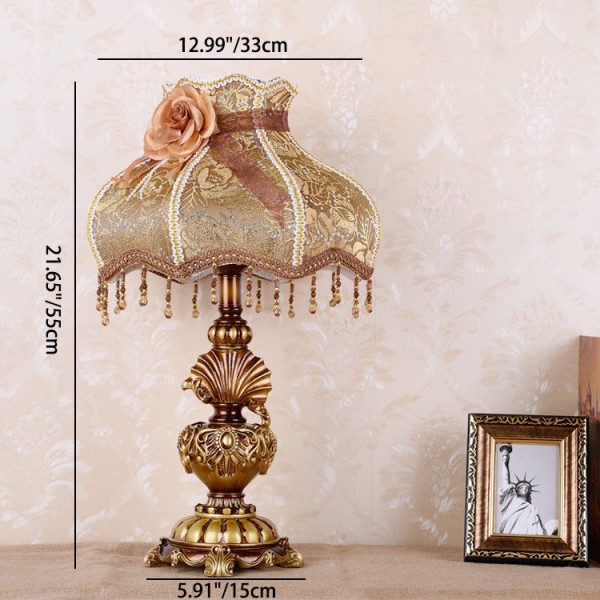 Pastoral Flower Lampshade Carved Table Lamp