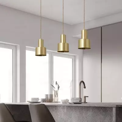Lampe à suspension cloche en laiton 2