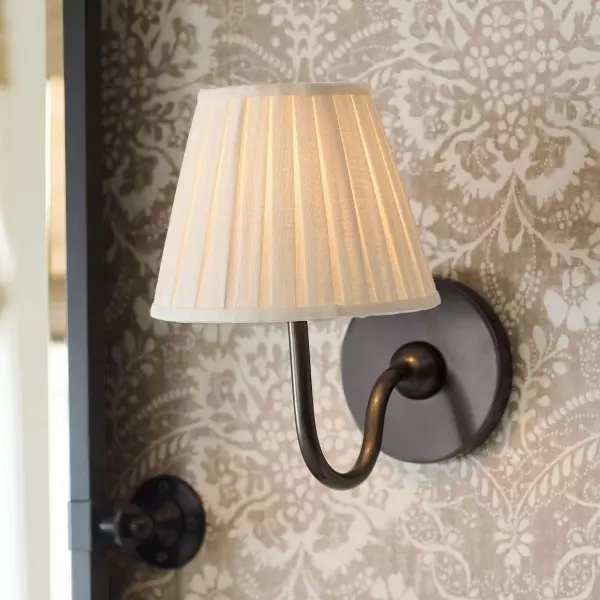 Luvora Vintage Pleated Shade Wall Lamp - Modern Brass Linen Wall Lighting