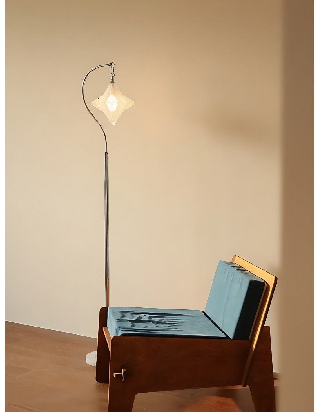 Art Deco Star vloerlamp – moderne... Art Deco Star vloerlamp – moderne...