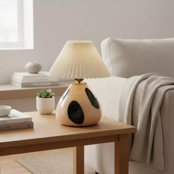 Undara Table Lamp - Pleated Fabric Shade Glass-Base Decorative Lamp for Living Room KL2152