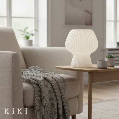 Lampada da tavolo in vetro... 2