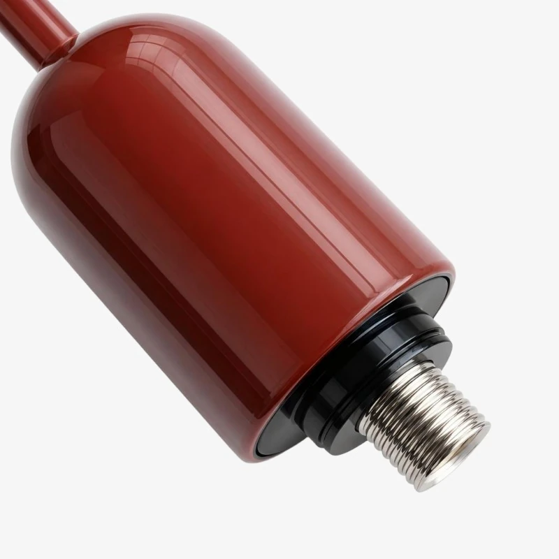 Douille cylindrique rouge et support fileté