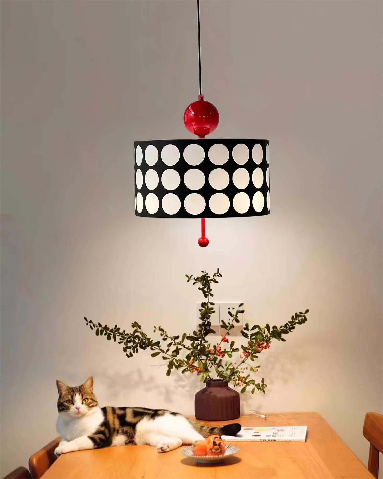 Graphic Checkered Pendant Light - Retro Chic Style for Dining Room and Kitchen Island KL341
