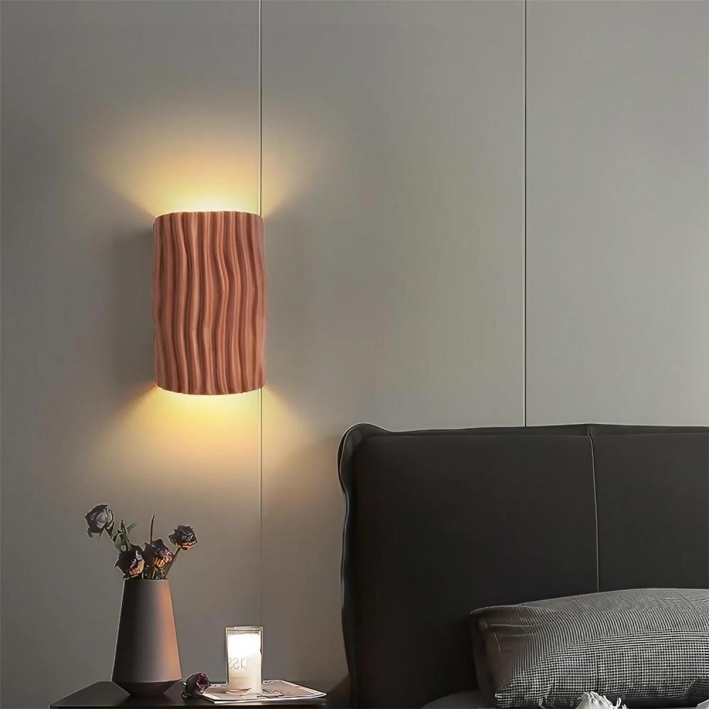 Scandinavian Design Resin Fluted Wall Light KL115