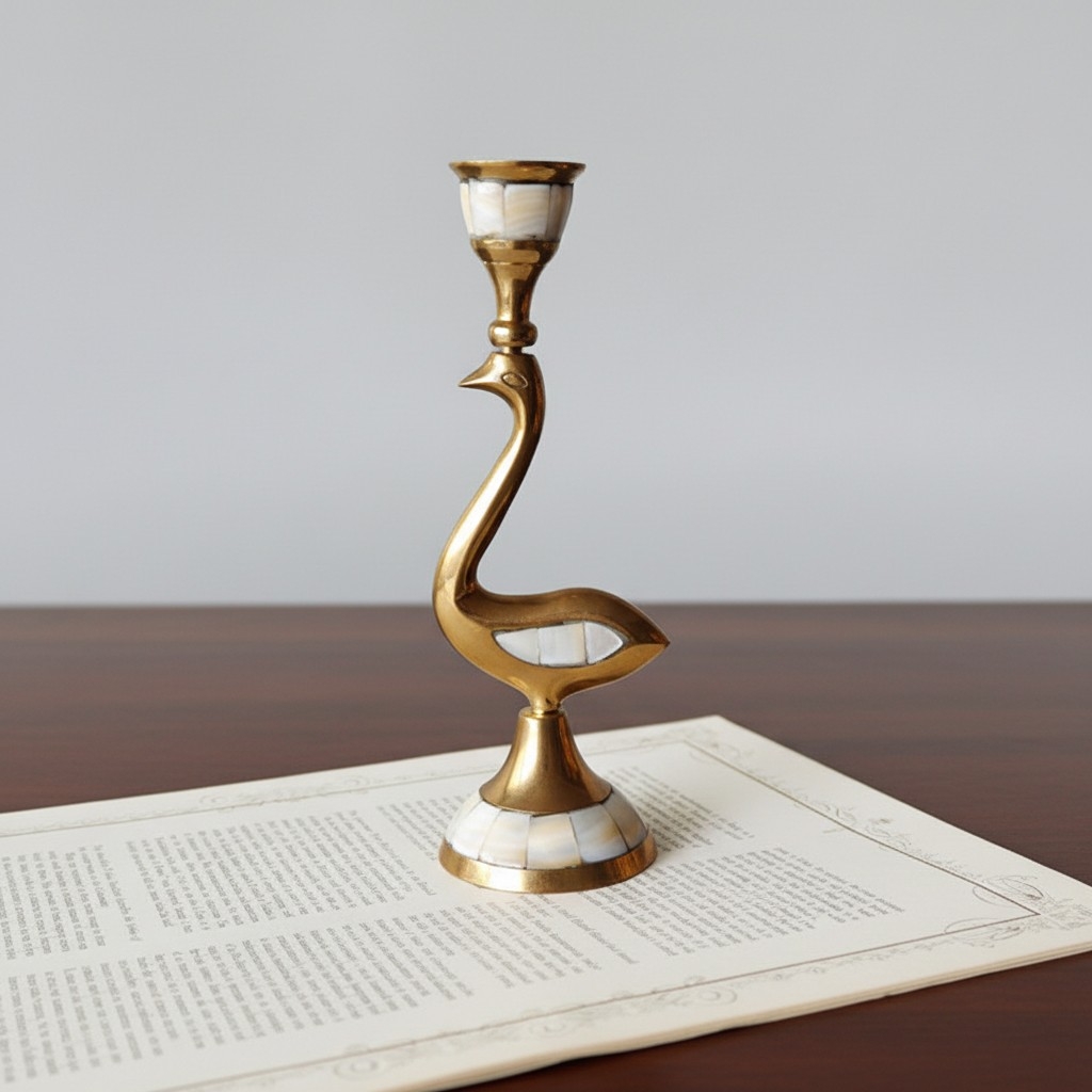 Ossik Decorative Candle Holder - Retro Nordic Brass Holder for Bedroom and Table KL2348