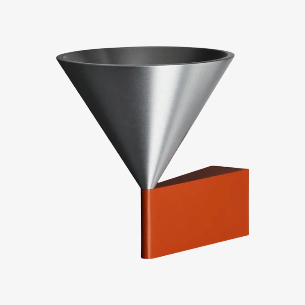 Minimalist Metal Conical Wall Lamp - Modern Cone Sconce for Interior Spaces KL2327
