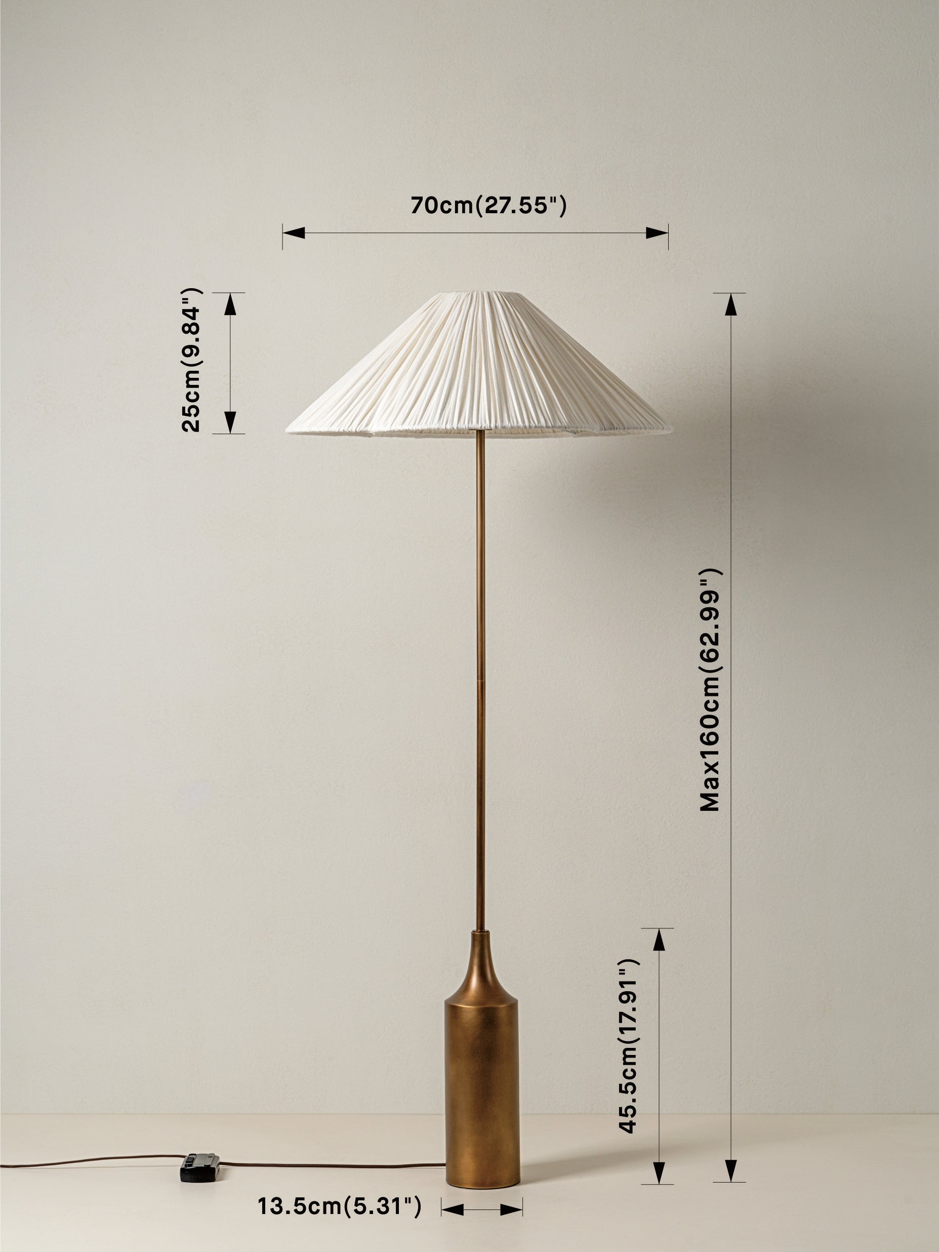 Linen Scalloped Floor Lamp – Soft Linen Pleats with Refined Metal Base KL1535