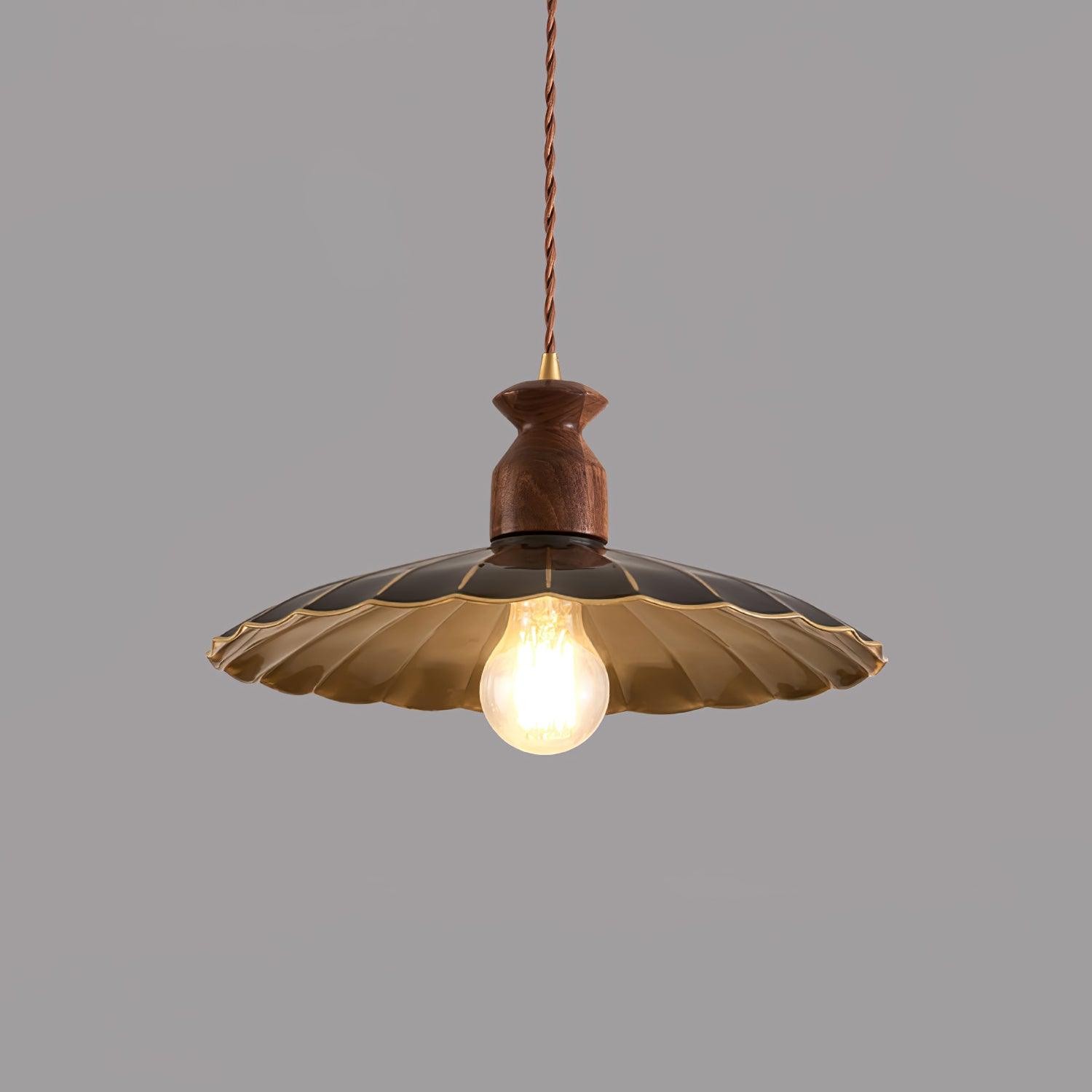 Round Brass Metal Badge Gold Pendant Lamp KL259