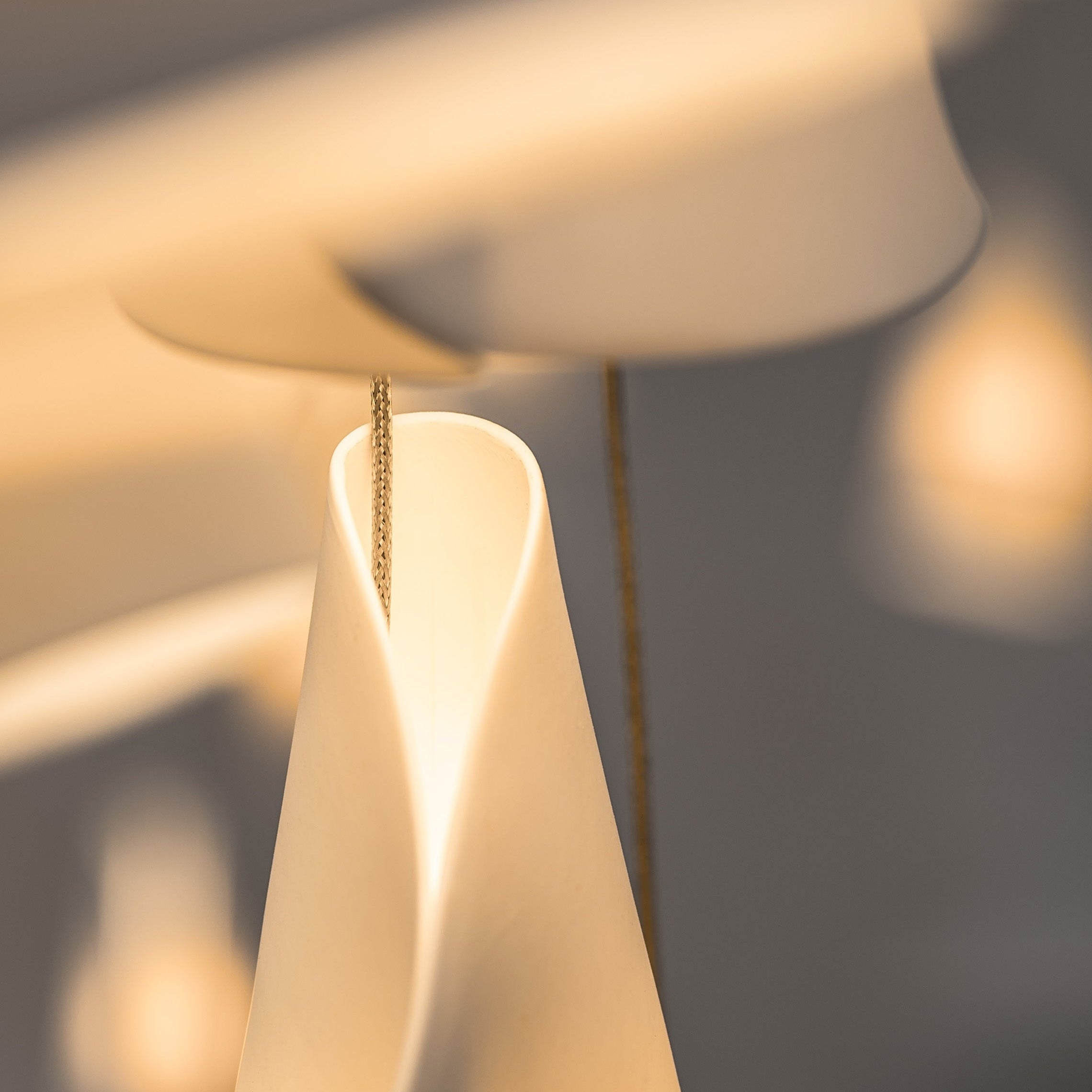 Boki Scandinavian Porcelain Pendant Light D946