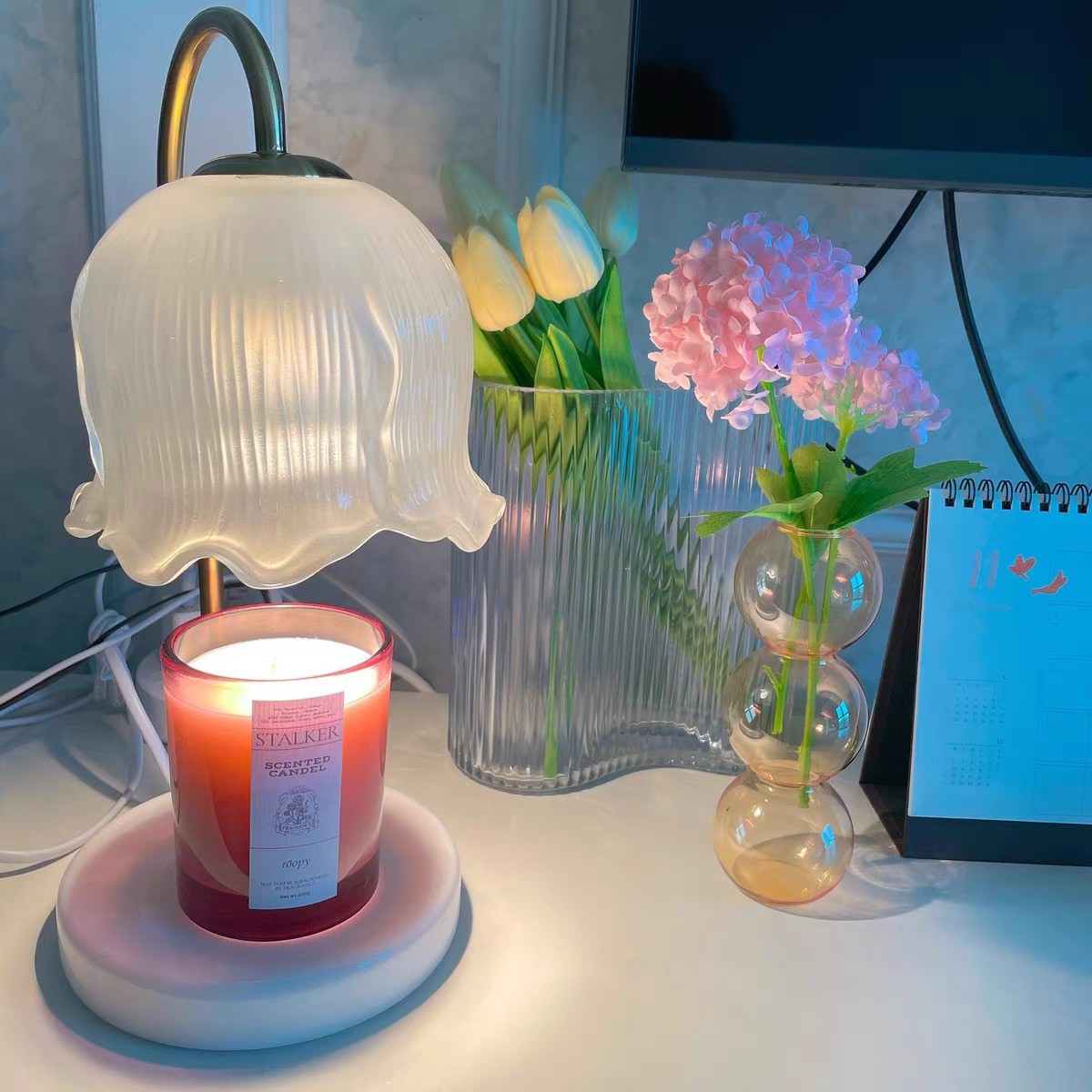 Romantic Melting Wax Table Lamp