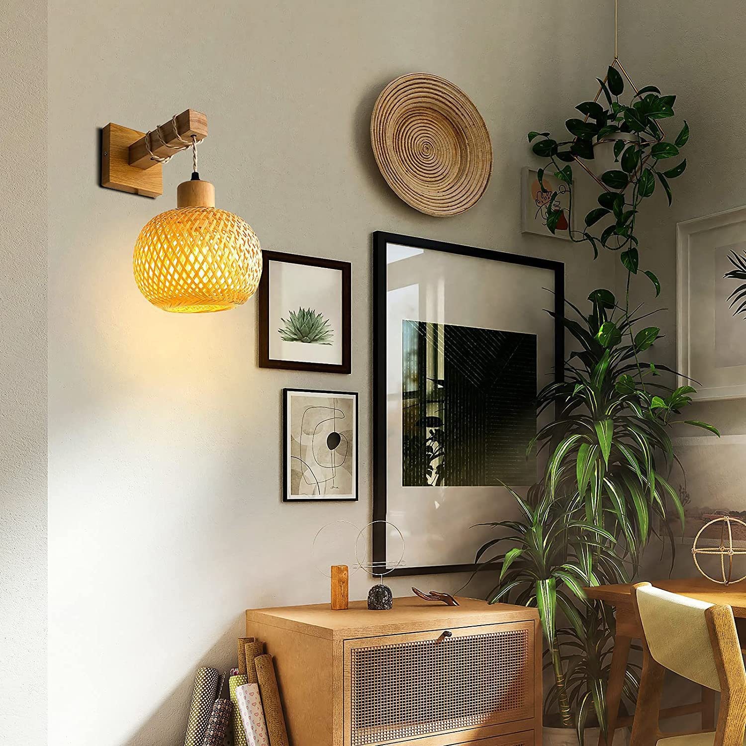 Japanese Retro Natural Woven Rattan Wall Lamp KL08