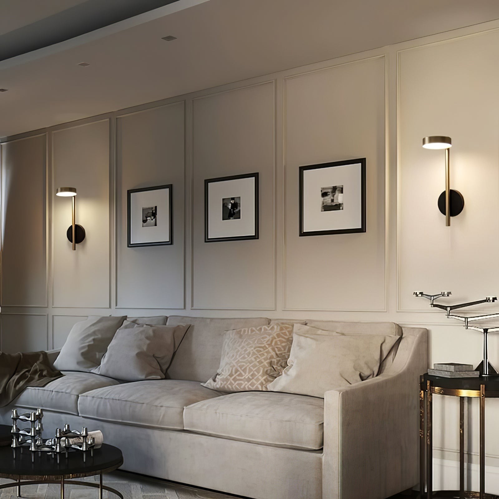 Italian Simple Round Metal Wall Lamp KL349