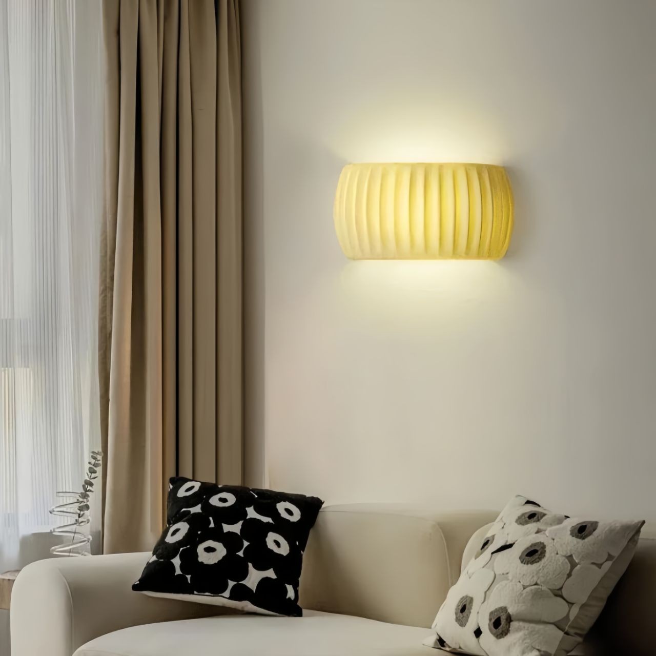 Nordic Minimalist Resin Ribbed Wall Sconce KL116