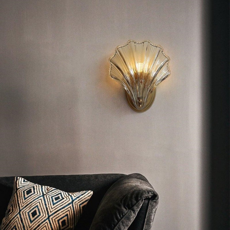 Shell Wall Light