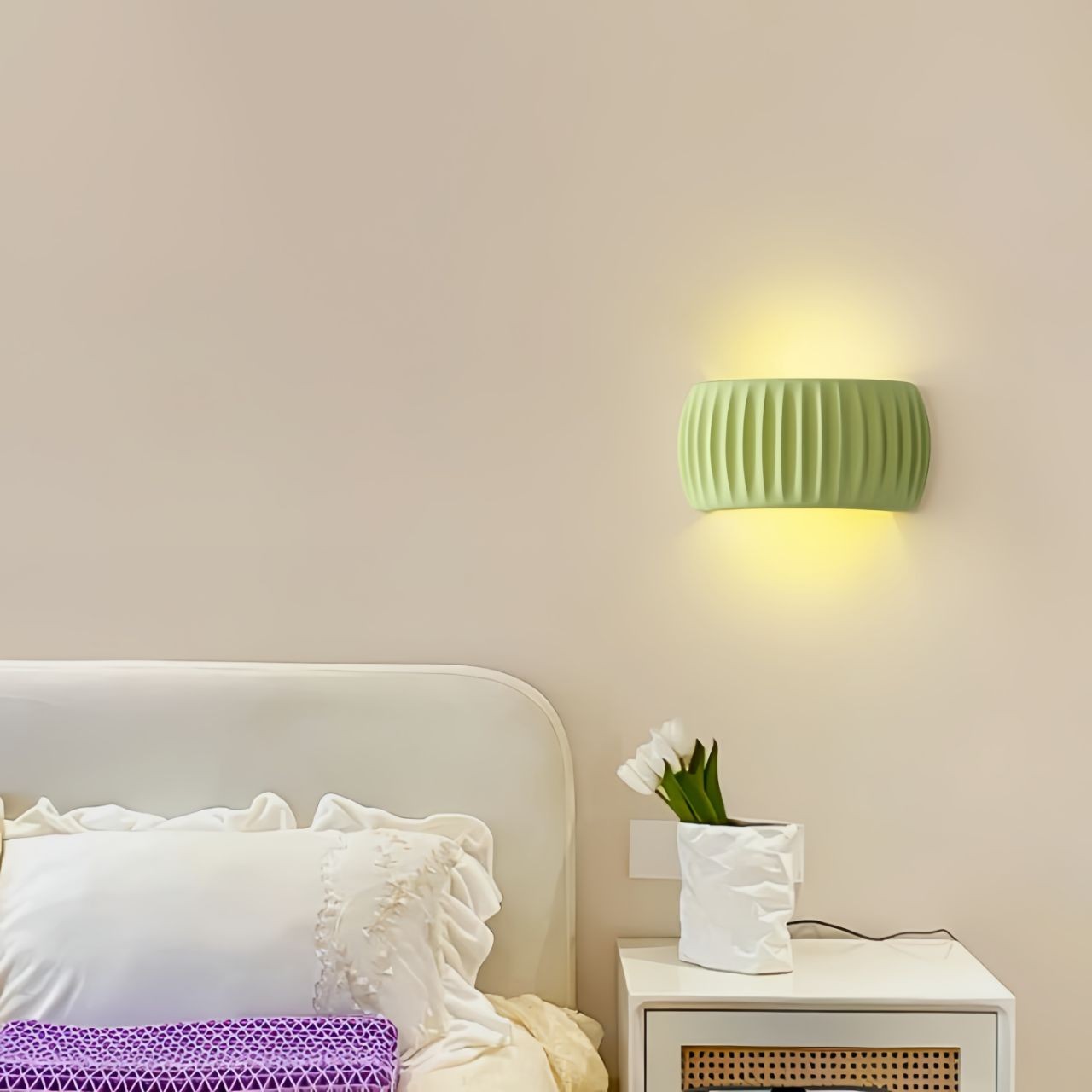 Nordic Minimalist Resin Ribbed Wall Sconce KL116