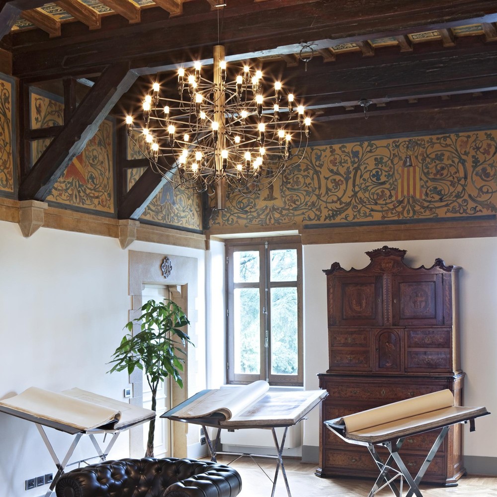 2097 Suspension Lamp - Sleek Multi-Head Chandelier For High Ceilings and Large Spaces