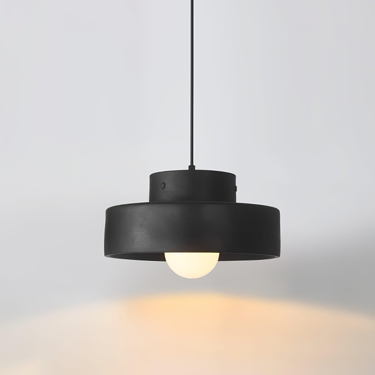 Classic Traditional Pendant Light KL265