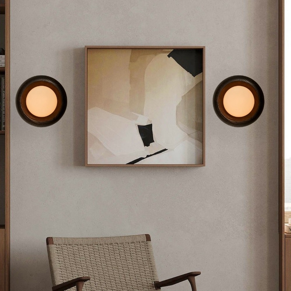 Elegant Glazed Ceramic Wall Sconce – Indoor & Outdoor Use KL1105