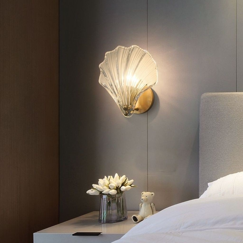 Shell Wall Light