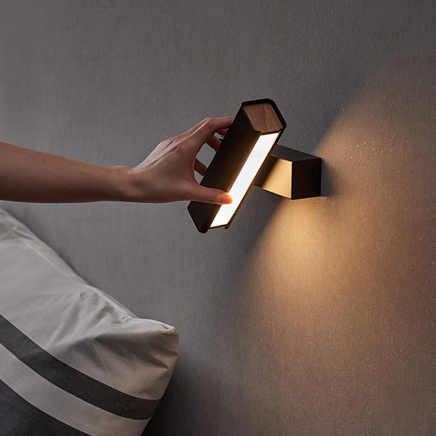 Nordic Art Bedroom Wall Lamp KL528