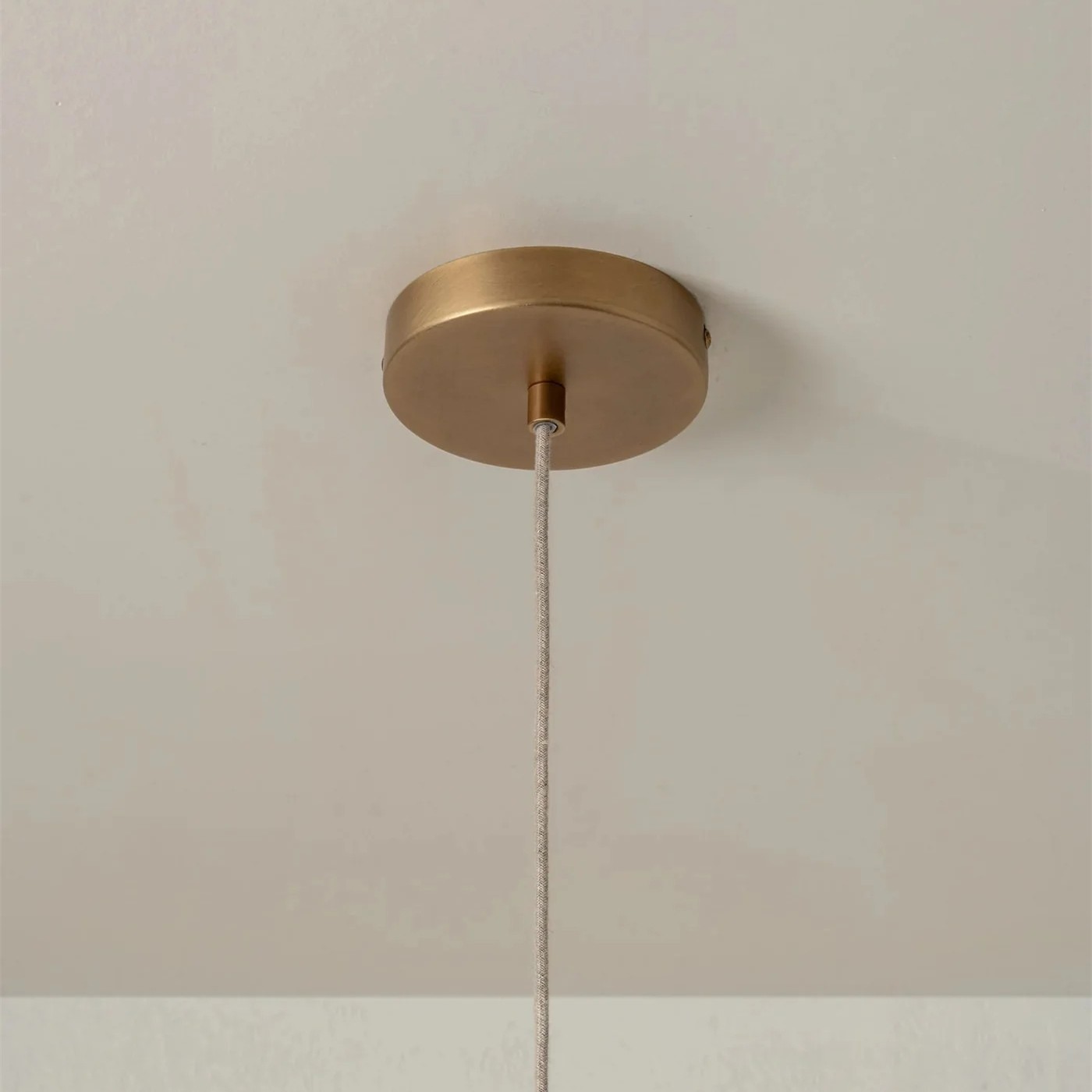Linen Scalloped Pendant Light – Soft Pleated Fabric Shade Lamp For Kitchen & Dining KL1534