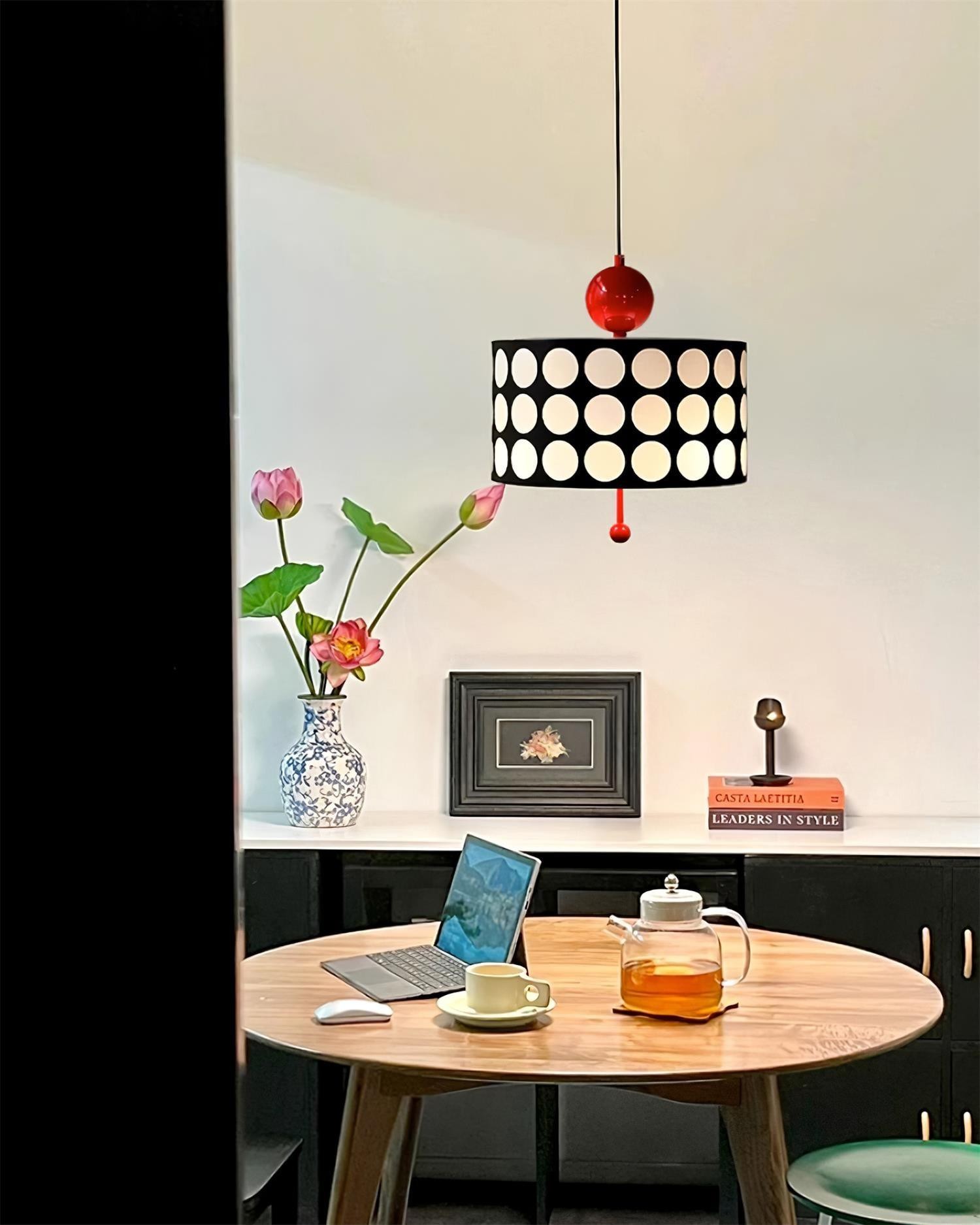 Graphic Checkered Pendant Light - Retro Chic Style for Dining Room and Kitchen Island KL341