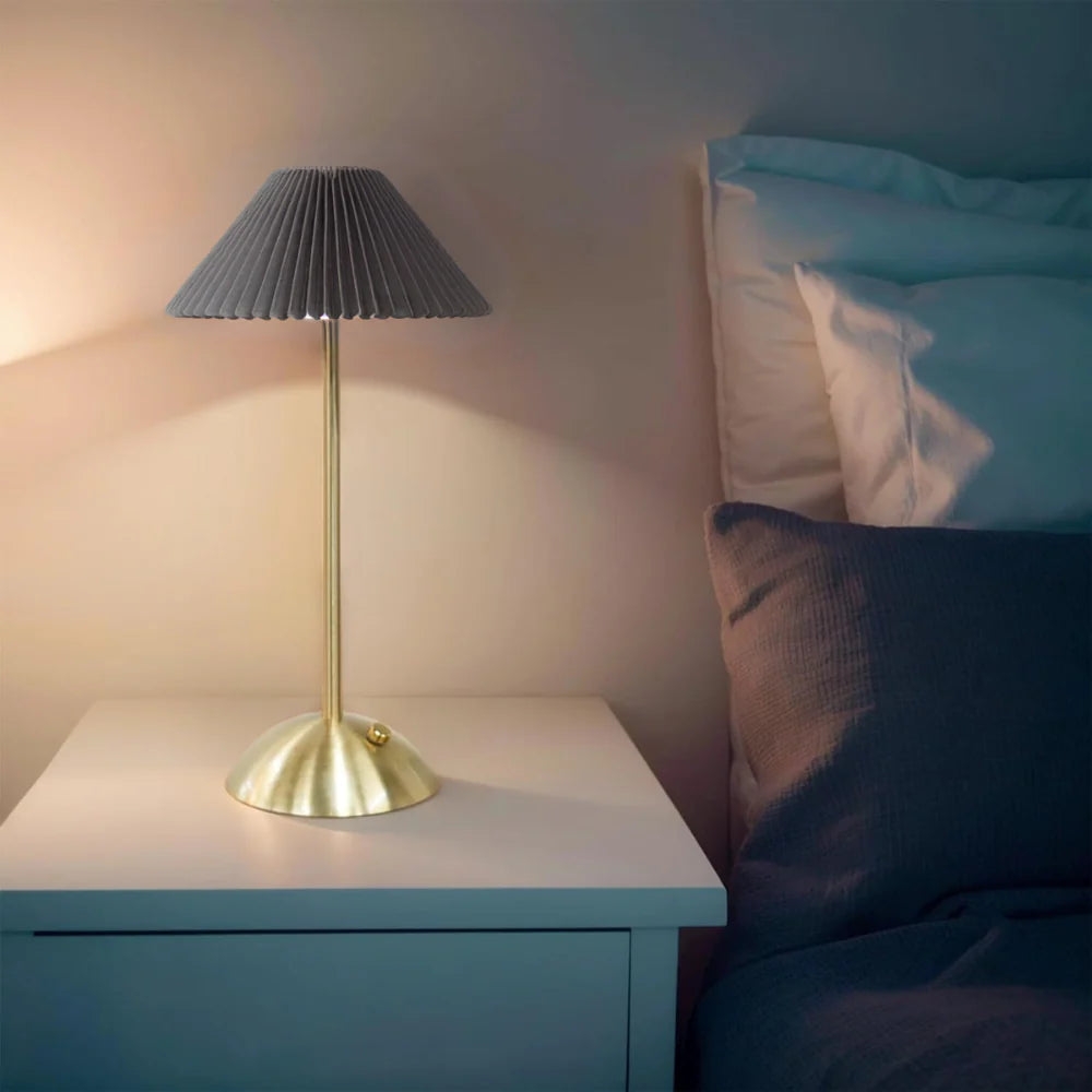 The Freedom Radiance Wireless Table Lamp D845