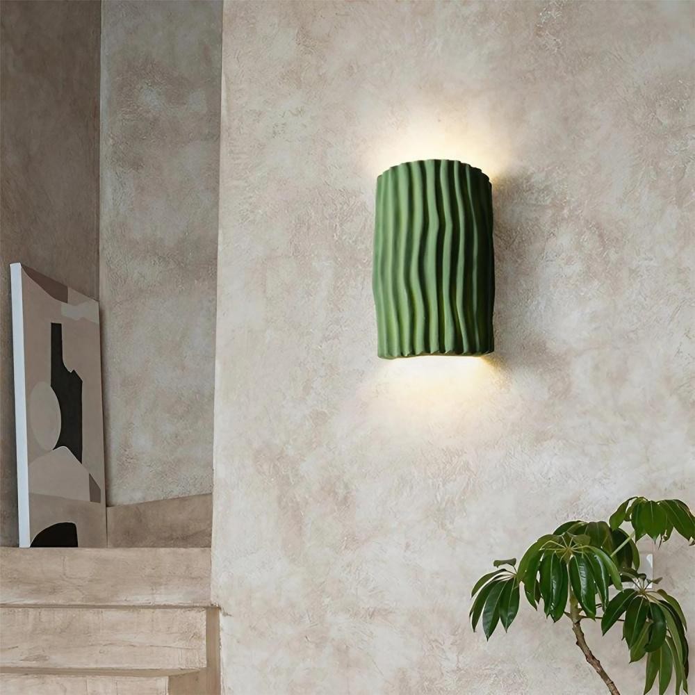 Scandinavian Design Resin Fluted Wall Light KL115