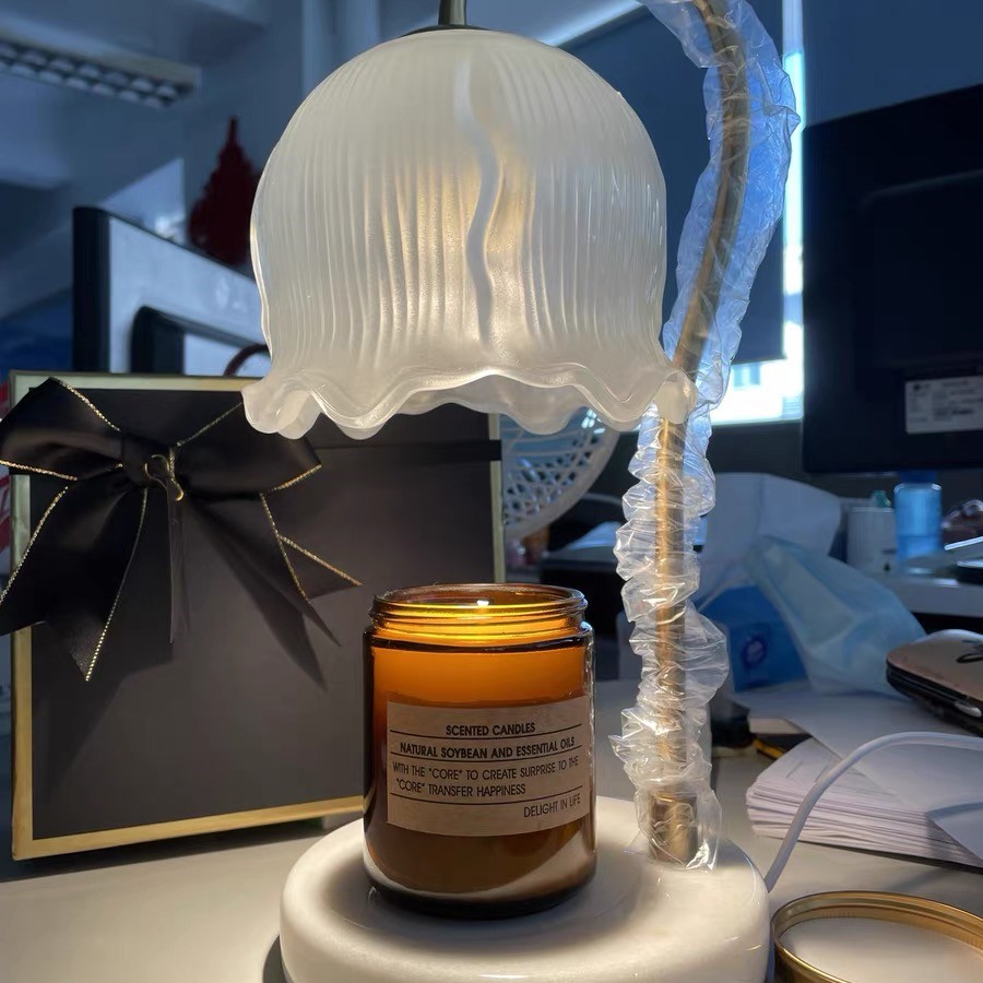 Romantic Melting Wax Table Lamp