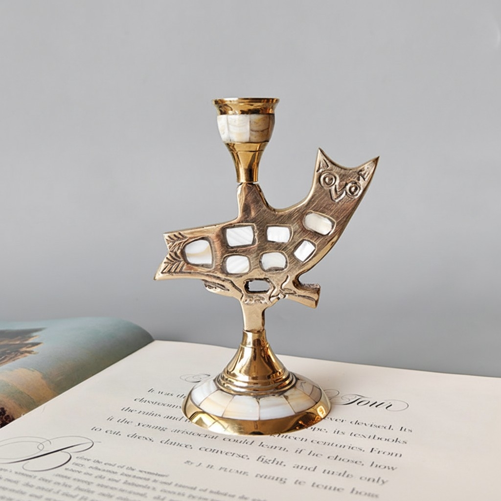 Ossik Decorative Candle Holder - Retro Nordic Brass Holder for Bedroom and Table KL2348