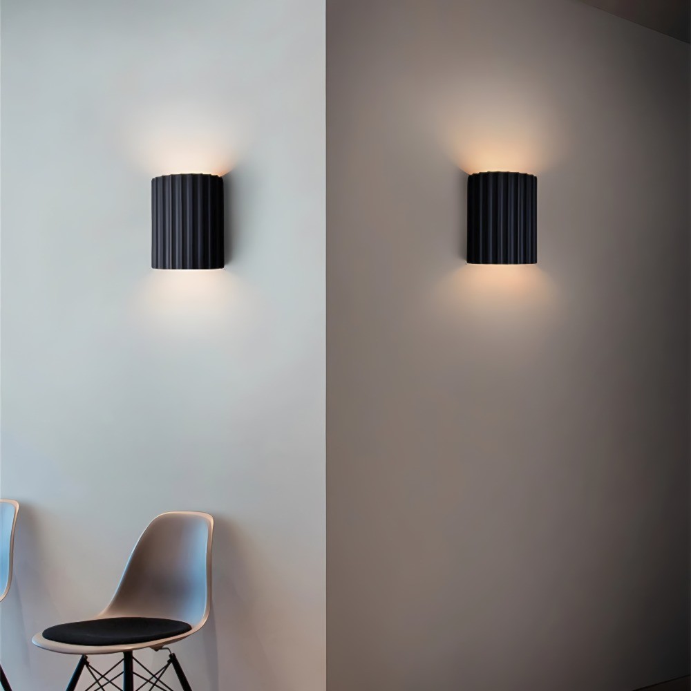 Textured Resin Wall Lamp - Contemporary Style Light for Bedroom or Hallway KL60