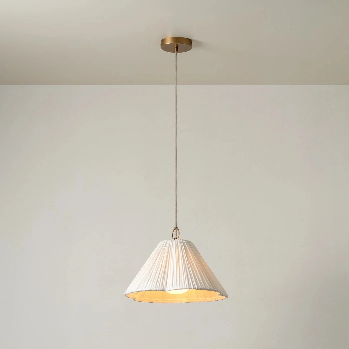 Linen Scalloped Pendant Light – Soft Pleated Fabric Shade Lamp For Kitchen & Dining KL1534